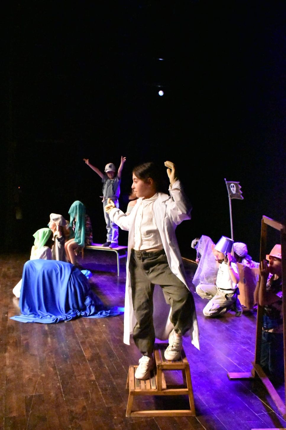 ¡Ganamos el primer premio en el Certamen de Teatro Escolar de Leganés!