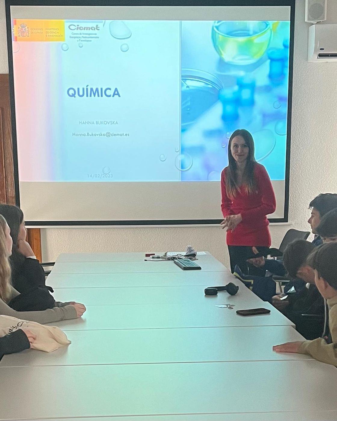 Visita de los grupos de 3º y 4º de ESO al CIEMAT por las jornadas de la Mujer y la Niña en la ciencia