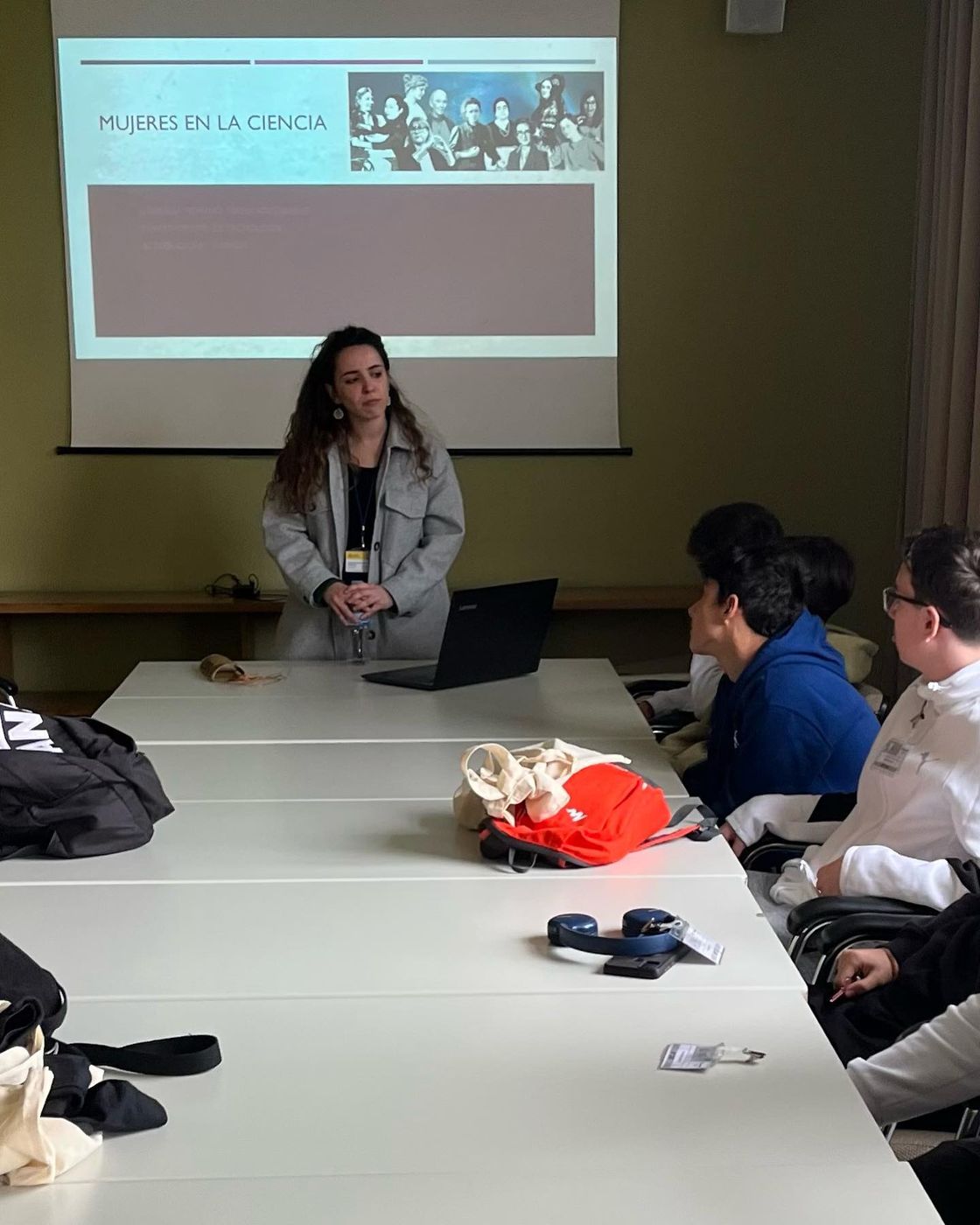 Visita de los grupos de 3º y 4º de ESO al CIEMAT por las jornadas de la Mujer y la Niña en la ciencia